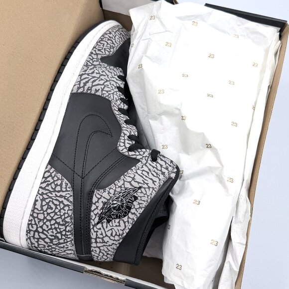 Air Jordan 1 Retro High 'Black Elephant' 2016 - Picture 2 of 14